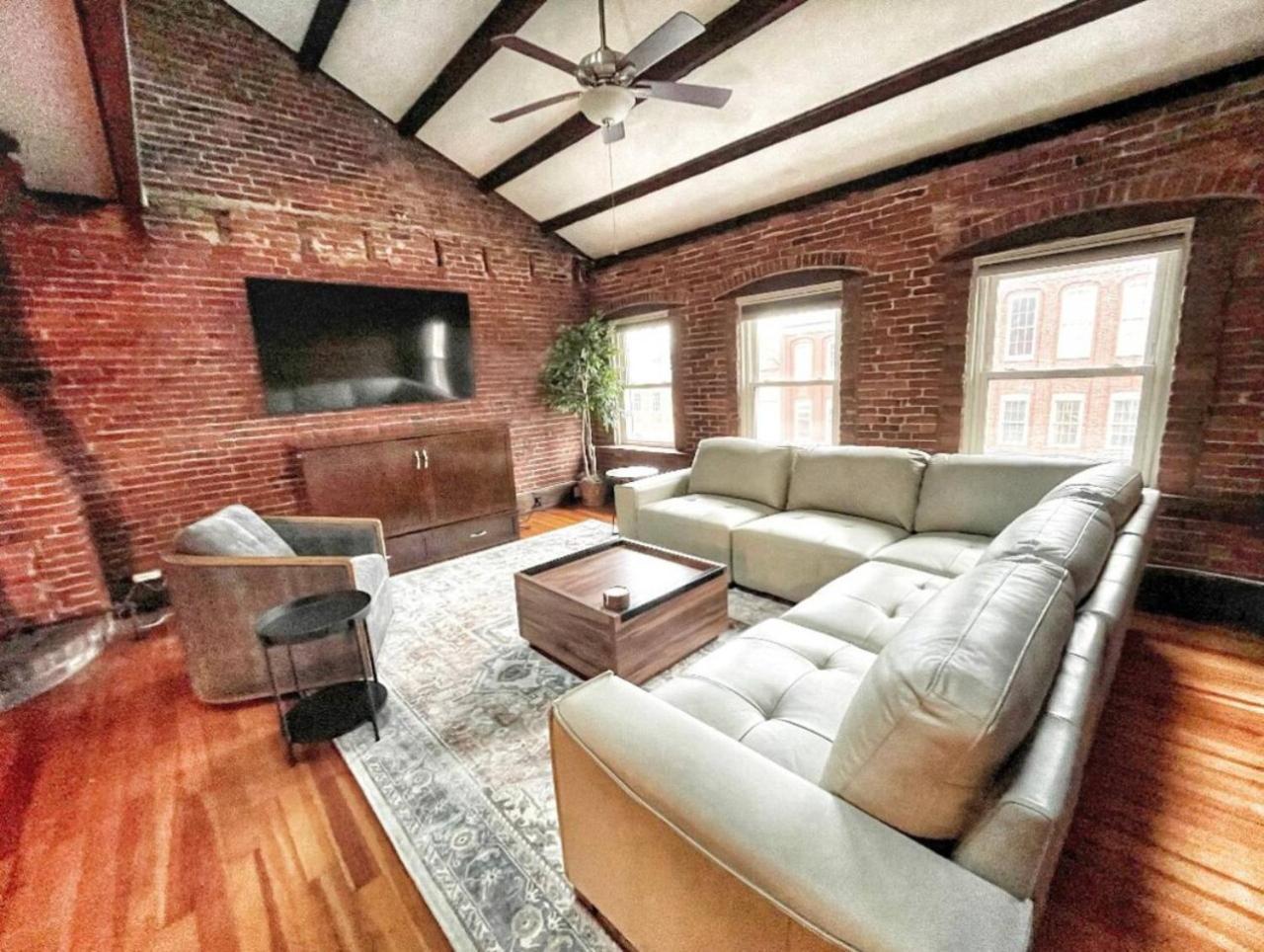 City Loft Group Getaway King Downtown Location Apartamento Newburyport Exterior foto